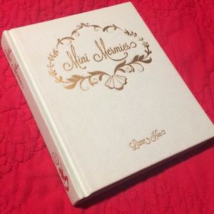 Mini Mermies book by Liana Hee